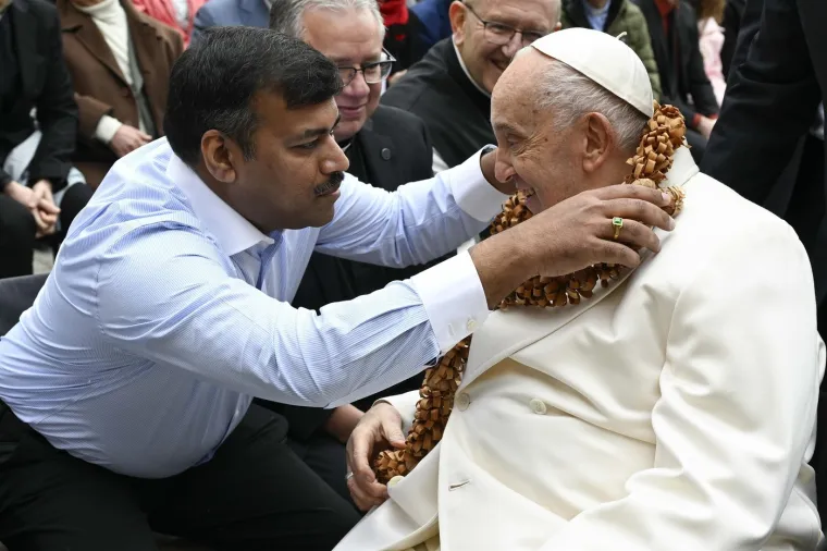 Papa je volio tango, radio je kao izbacivač, a nekad se iskradao iz Vatikana