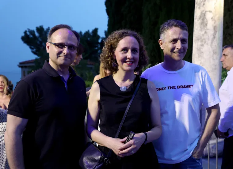 &Scaron;trumfete ukrale show na koncertu Gibonnia: U Samoboru noćas gorjelo!