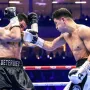Dmitrij Bivol i Artur Beterbiev jedan na drugog. 