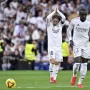Dvije minute poslije Viníciusovog gola, Carlo Ancelotti je u 85. povukao Modrića iz igre, a kapetan Reala s terena je ispraćen ovacijama domaćih navijača.