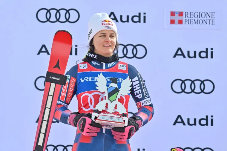 Sretna sam s jo&scaron; jednim postoljem, nije pobjeda, ali kao da je, kazala je najbolja hrvatska skija&scaron;ica Zrinka Ljutić nakon osvojenog drugog mjesta u slalomu Svjetskog kupa u Sestriereu.