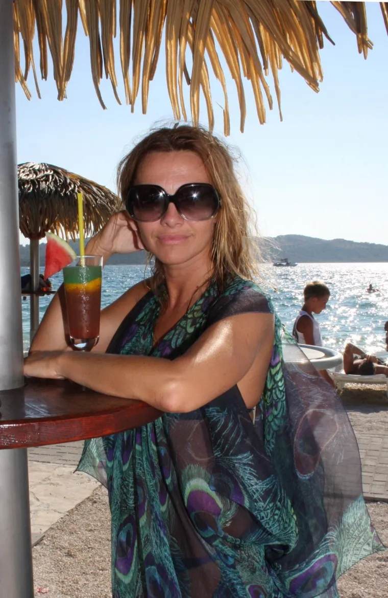 Na sudu bila zbog bundi, biv&scaron;i je izbacio na ulicu, a evo kako je izgledala prije 20 godina