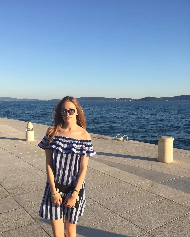 Na društvenim mrežama često dijeli trenutke iz privatnog života.