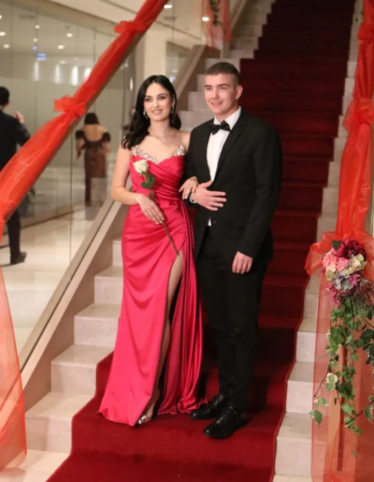 Sve pr&scaron;talo od glamura: Dubrovački maturanti pokazali svoja najbolja izdanja