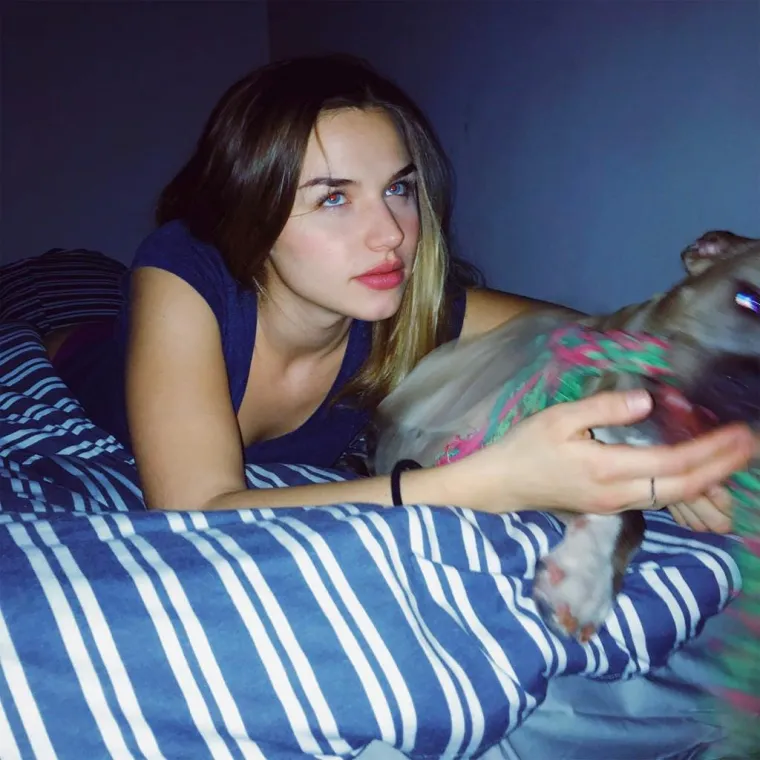 Lijepa glumica oduzima dah: 'Razmi&scaron;ljam kao Madriđanka, ali odrastanje mi je bilo vrlo srpsko-hrvatsko'