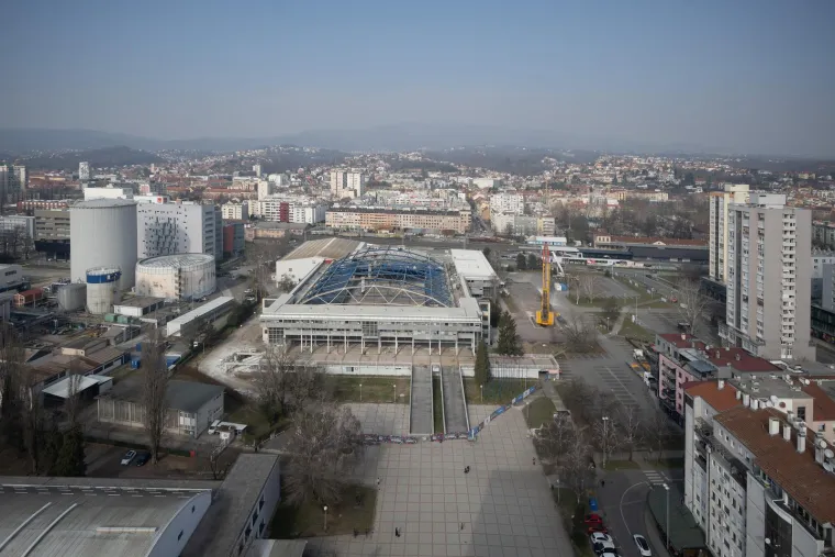 Od sportskih projekata u sljedećem mandatu, najavio je obnovu Cibone i Šalate.