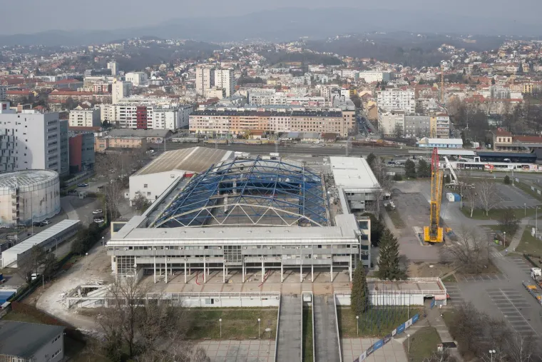 Zagreb ovo ne pamti! Pogledajte grdosiju za konačnu obnovu Doma sportova: 'Najveći u povijesti grada'