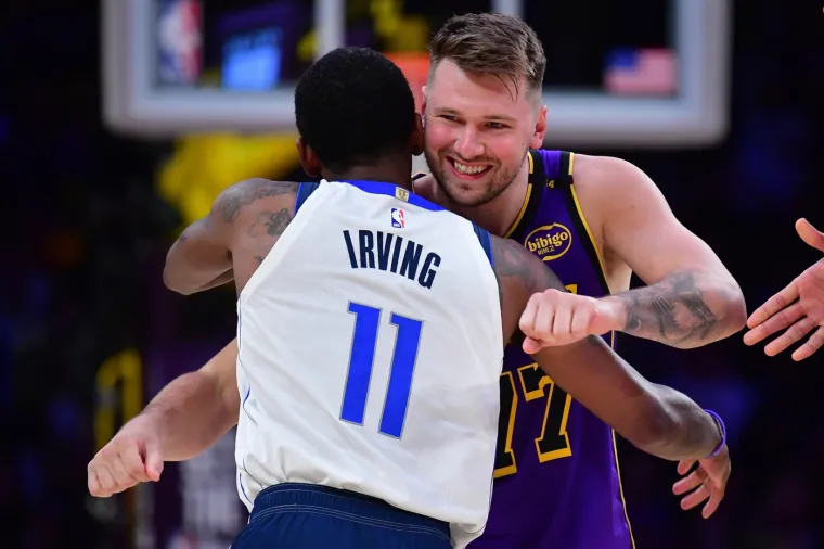 Kyrie Irving i Luka Dončić, nekad partneri u &quot;zločinu&quot;, danas suparnički igrači. 