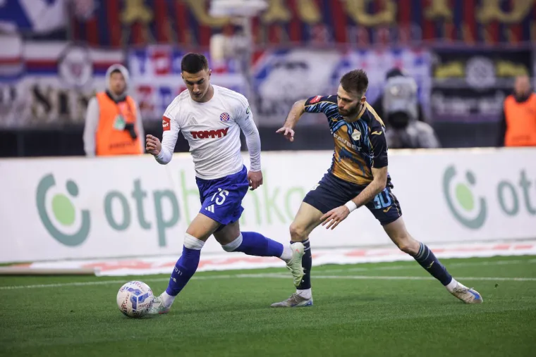 Misteriozan transparent Torcide: Otkrili smo &scaron;to znači! Pogledajte tko je jo&scaron; u loži Poljuda