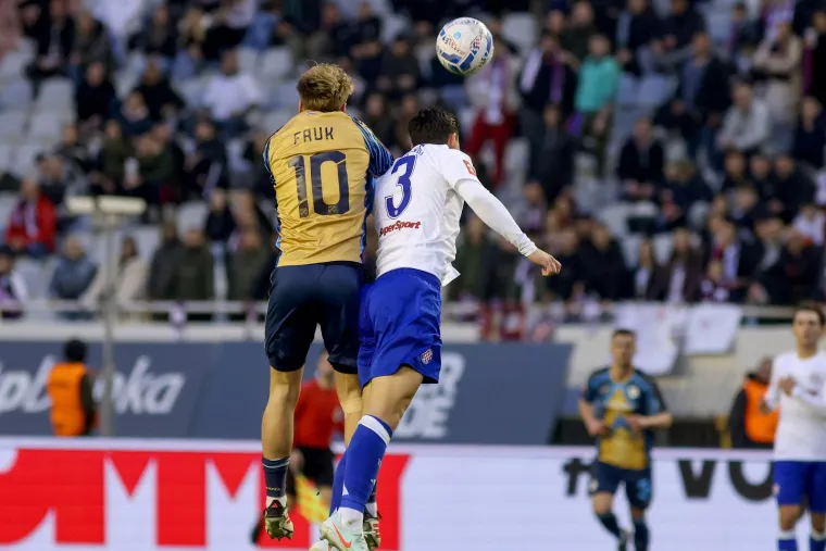 Misteriozan transparent Torcide: Otkrili smo &scaron;to znači! Pogledajte tko je jo&scaron; u loži Poljuda