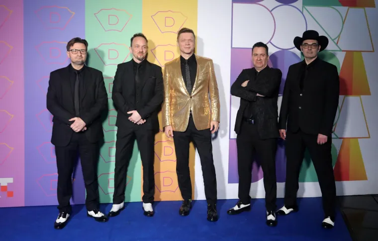 Brojna poznata lica na Plavom tepihu uoči Dore: Pogledajte tko se sve pojavio