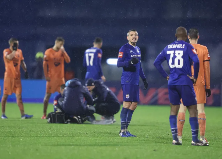 Na kraju utakmice su ih potjerali u svlačionicu.