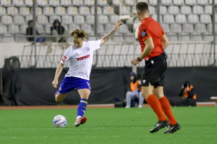 S druge strane, Rakitić je imao svoju epizodu na samom kraju utakmice, valjda kad mu je postalo jasno da Hajduk ispada iz Kupa...