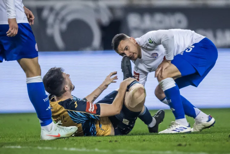 Gattusov i Rakitićev trenutak ludila: Biv&scaron;eg vatrenog nikada nismo vidjeli ovakvog, Torcida zapalila zastavu