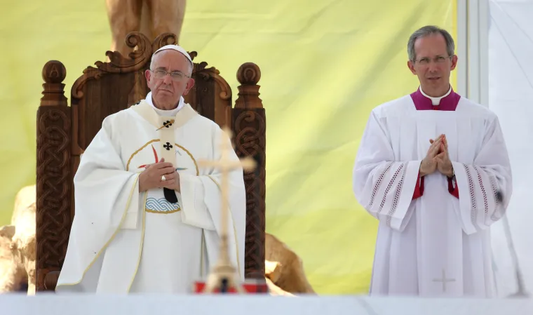 Nije bio u Hrvatskoj, ali je posjetio naše susjede. Prisjetite se kako je Papa 2015. dočekan u Sarajevu