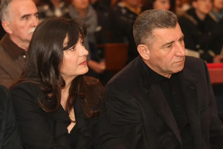 Vjenčanje se dogodilo između operacija Ljeto &apos;95 i Oluja, u kratkoj pauzi koju je Gotovina iskoristio da ozakoni njihovu ljubav.