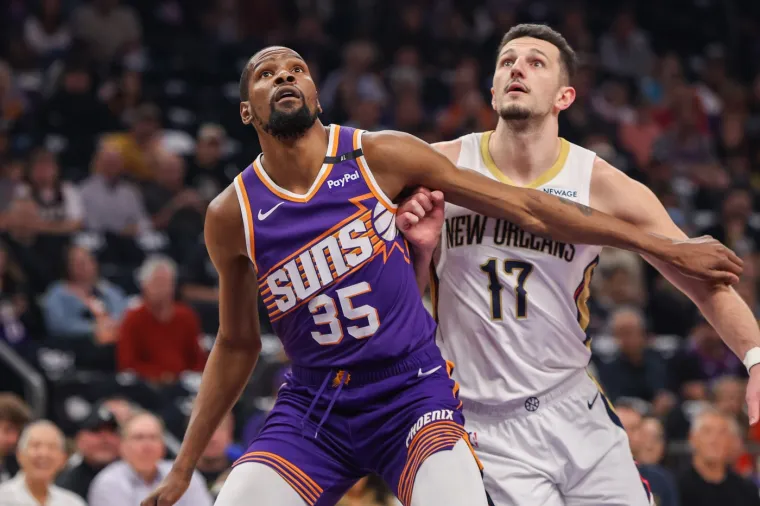 Košarkaši Phoenix Sunsa pobijedili su New Orleans Pelicanse rezultatom 125:108, a najbolji pojedinac utakmice bio je Bol Bol s 25 postignutih poena.