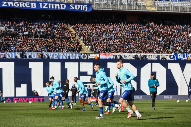 Stojković će igrati u prvoj postavi na ovom derbiju...