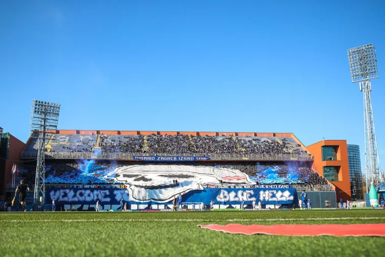 Na Maksimiru se pojavila ikona Hajduka, smjestio se blizu Zajeca