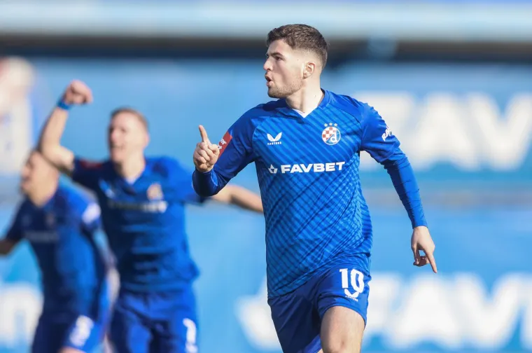 Na Maksimiru se pojavila ikona Hajduka, smjestio se blizu Zajeca