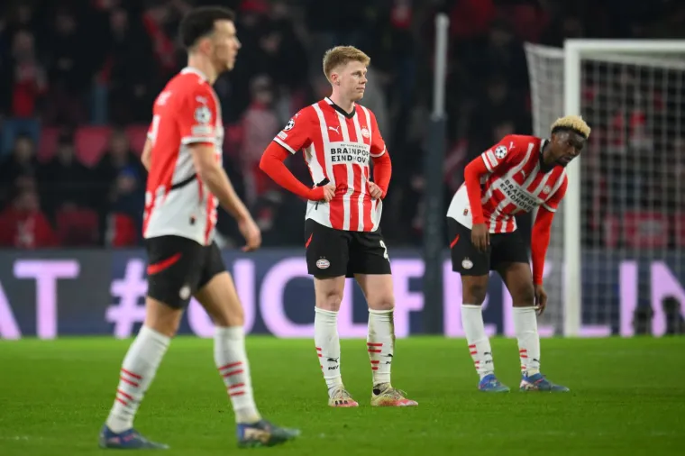 Igrači PSV-a u nevjerici.
