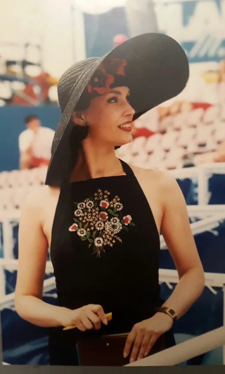 Nedavno je počastila fanove fotografijom sina koji igra košarku te studira na američkom fakultetu. 