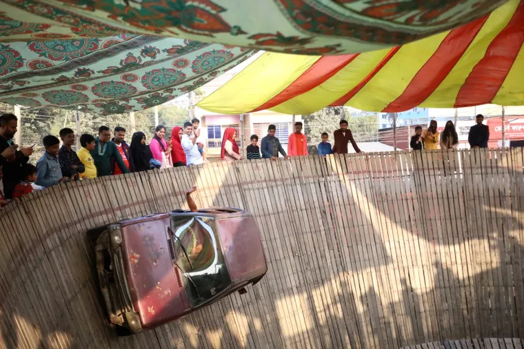 Zid smrti privlači tisuće vozača: Opasna tradicija prestižni je simbol neustrašivosti