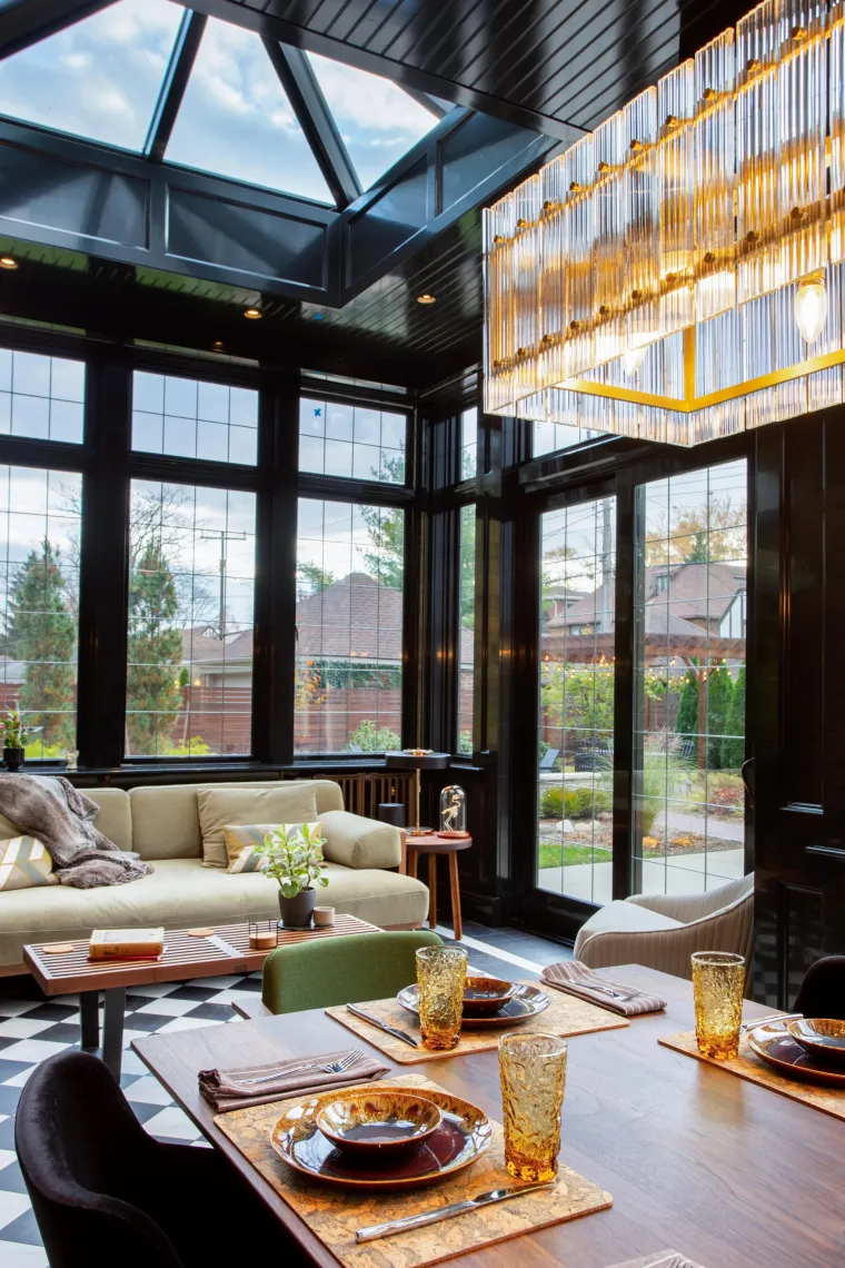 Kupili su kuću staru 98 godina i od otpisane ruine napravili dom vrijedan divljenja