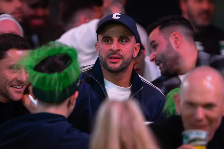 Njegova prevarena supruga dostavila mu je papire za razvod u listopadu 2024. i suočila ga s velikom brakorazvodnom parnicom o kojoj bruji Engleska. 