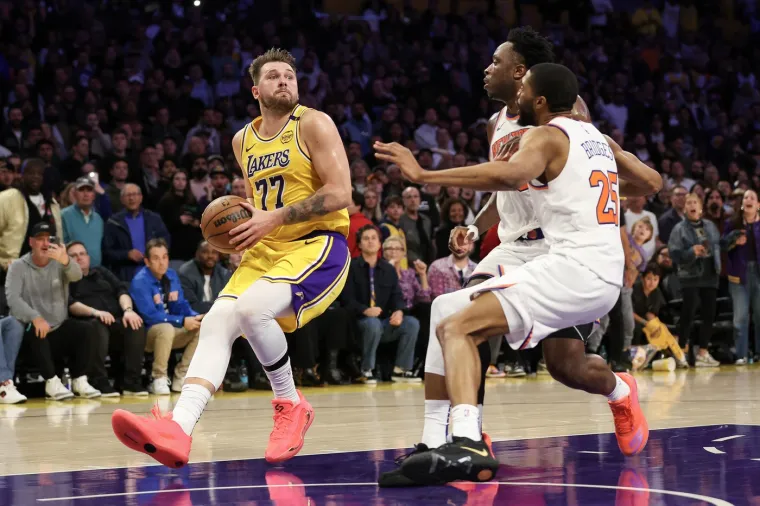 Luka je odigrao svoju najbolju utakmicu od kad je došao u Los Angeles Lakerse u tradeu koji je šokirao svijet, a koji se dogodio 2. veljače. 