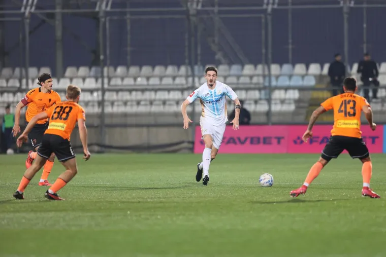 Evo &scaron;to se događalo u HNL utakmici koja nas je sve &scaron;okirala i zbog koje kladioničari pi&scaron;u gluposti