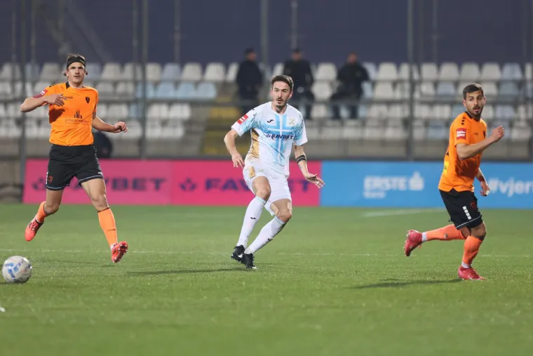 Evo &scaron;to se događalo u HNL utakmici koja nas je sve &scaron;okirala i zbog koje kladioničari pi&scaron;u gluposti