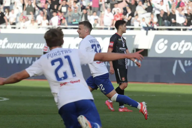 Blizu pobjede Hajduk je stigao u 68. minuti. Igrači Gorice su izgubili loptu na vlastitoj polovici, lopta je do&scaron;la do Rokusa Puk&scaron;tasa koji je proigrao &Scaron;imuna Hrgovića, a ovaj pucao sa 18 metara pogodiv&scaron;i stativu, no lopta se odbila u Banićeva leđa i u&scaron;la u gol za 2-0.