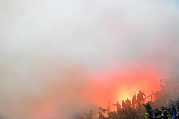 Nije se vidio prst pred nosom nakon piro-trenutka u drugom poluvremenu.