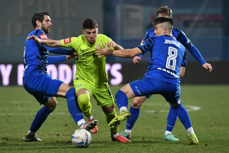 Baturina je radio dar-mar po obrani Slavena.