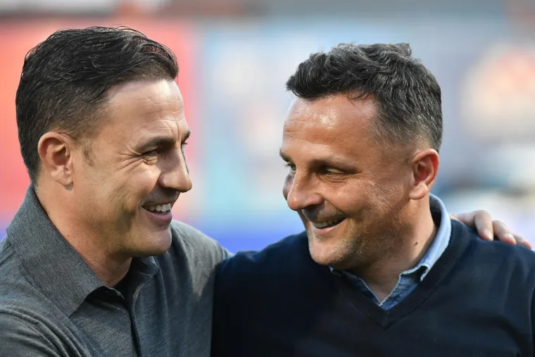 Susret Cannavara i Kovačevića na početku utakmice.