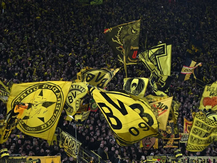 20. BORUSSIA DORTMUND 53 milijuna eura. 