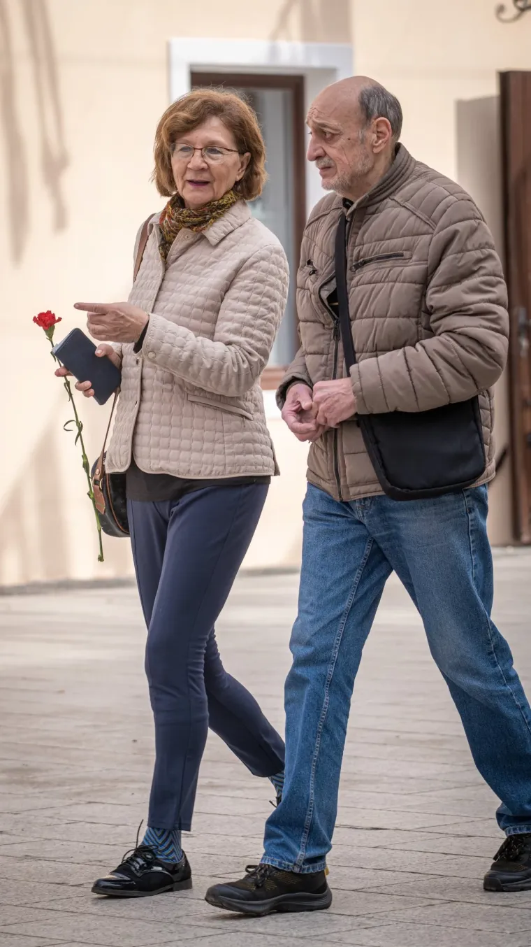 Cijeli Čakovec se crvenio od karanfila: Pažnju je posebno privukao jedan par