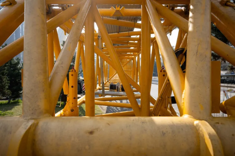 Najveća dizalica u gradu pu&scaron;tena u pogon: Evo na &scaron;to sada sliči Dom sportova