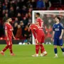 Mohamed Salah i ostali umorni nogometaši Liverpoola. 