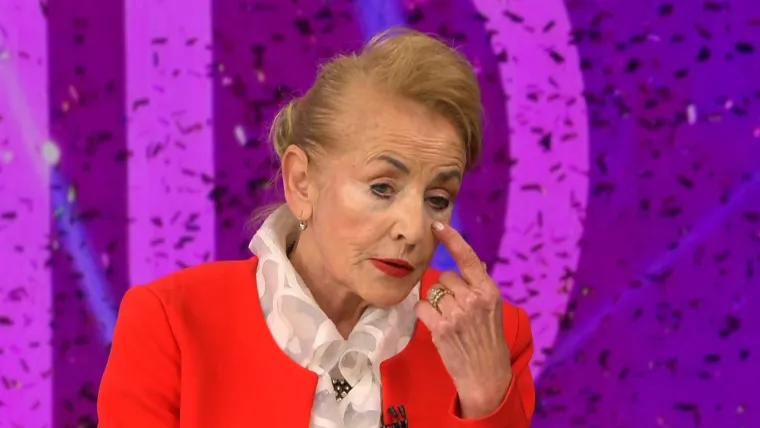 Privatni život uvijek je držala dalje od medija, no poznato je da je u braku i da ima djecu.