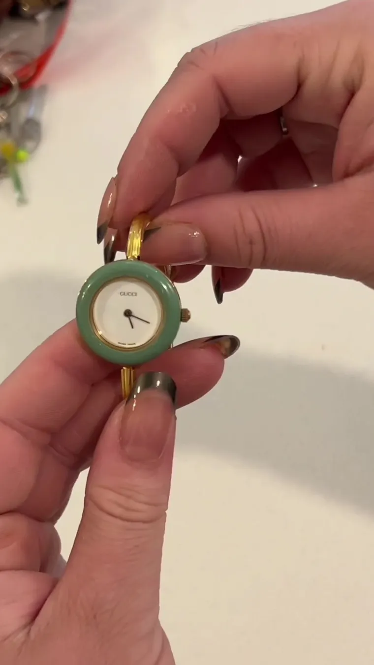 Studentica kupila vrećicu nakita pa se &scaron;okirala otkrićem: 'Cilj je da ne zavr&scaron;i u smeću'