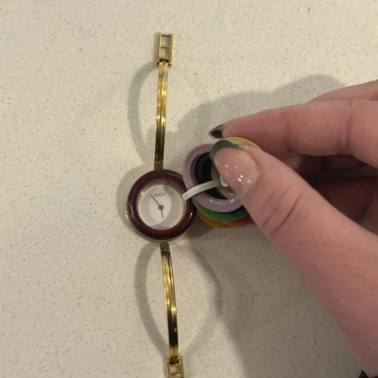 Studentica kupila vrećicu nakita pa se &scaron;okirala otkrićem: 'Cilj je da ne zavr&scaron;i u smeću'