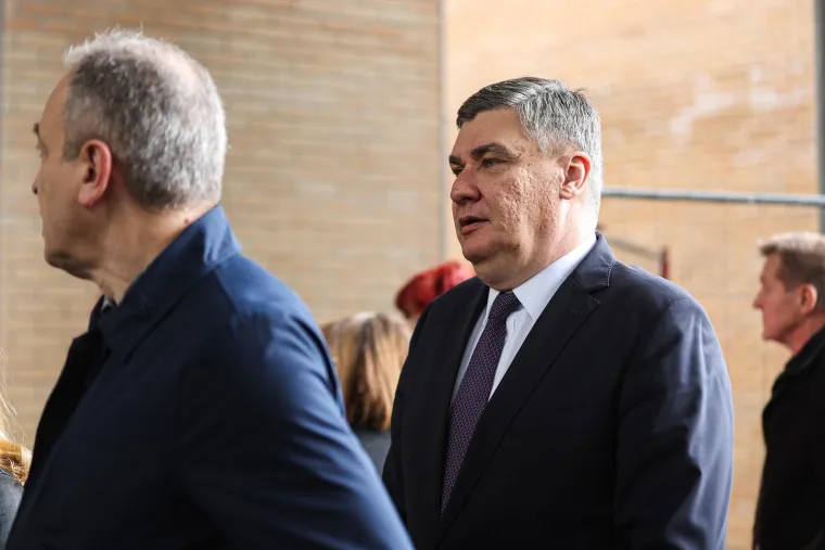 Posljednji ispraćaj predsjednika Vrhovnog suda: Brojni političari oprostili se od Radovana Dobronića