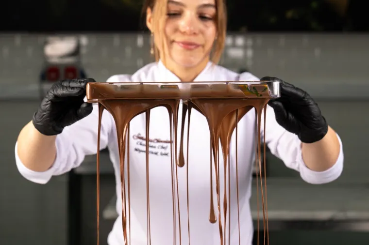 Slastica koja je zaludila svijet: Ovo je priča o Dubai čokoladi, donosimo i dva recepta