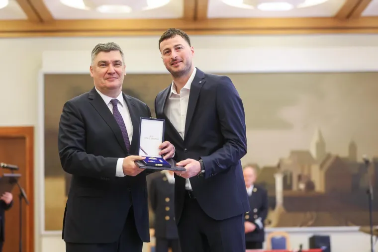Hrvatski kapetan i legenda hrvatskog sporta i rukometa Domagoj Duvnjak bio je ponosan za još jedno prizannje u nevjerojatnoj karijeri