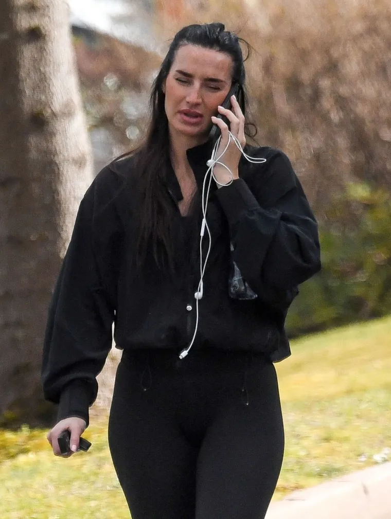 NIJE JOJ DOBRO SJELO: Annie Kilner opet razmišlja o razvodu, ali on će biti jako skup jer je prvotno htjela svom suprugu uzeti pola njegovog bogatstva. Razvod bi bio vrijedan 27 milijuna eura. 