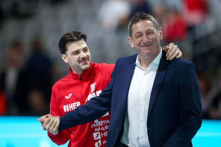 Na&scaron;e rukometa&scaron;e gleda hrvatski 'Zorro osvetnik', a dobio je i opaku konkurenciju