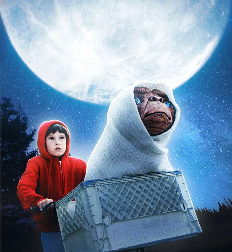 Mnogi su odmah primijetili sličnost s legendarnom scenom iz filma E.T. iz 1982. godine, gdje izvanzemaljac skriva svoj identitet pod plahtom.