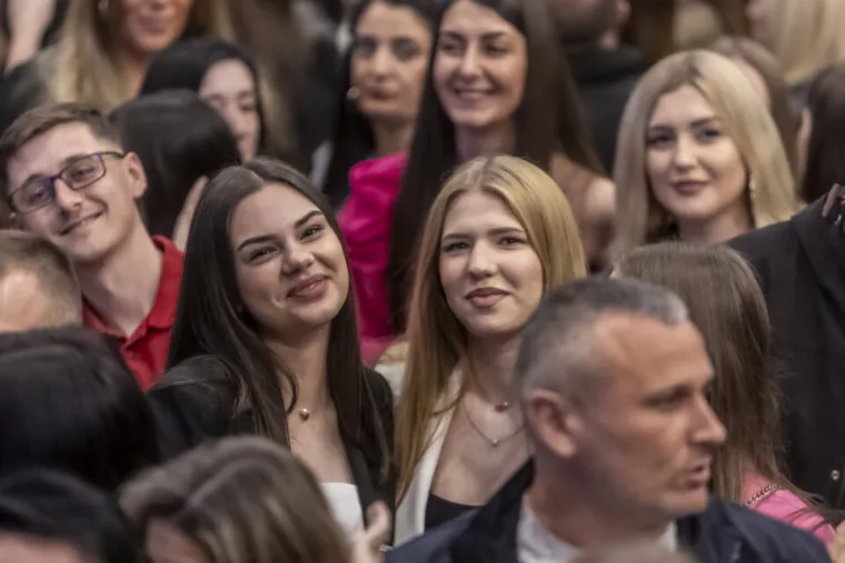 Beogradski bend priredio spektakl, no osječke djevojke ukrale show: Koncert kakav se rijetko viđa